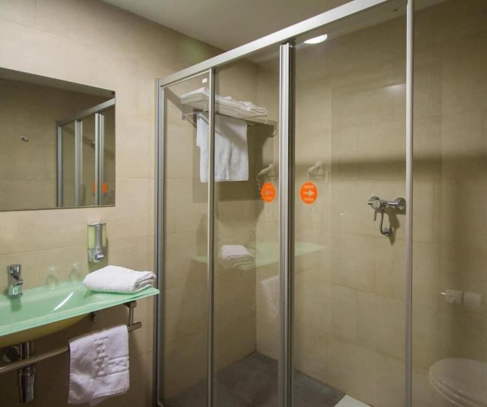 Hotel H2 Ávila エクステリア 写真