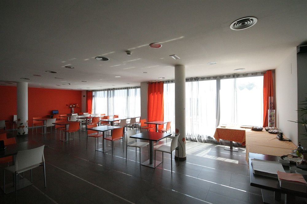 Hotel H2 Ávila エクステリア 写真