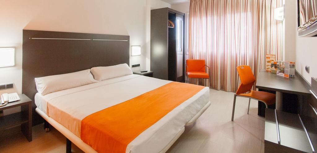 Hotel H2 Ávila エクステリア 写真